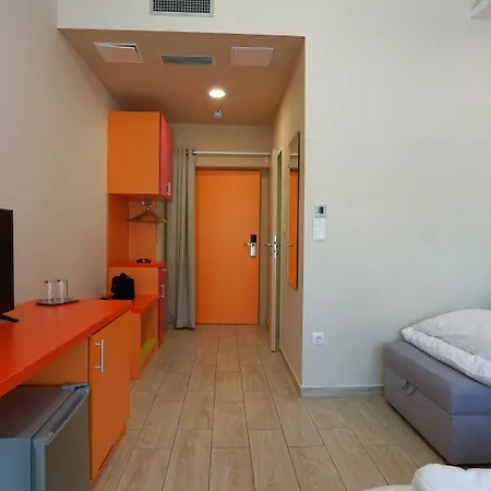 Colors Ξενοδοχείο 3*