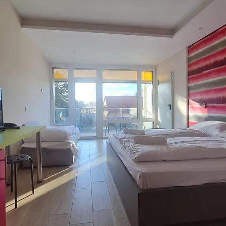 Colors 3*